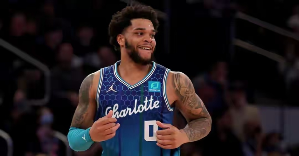 己大合同的, 浓眉, inews